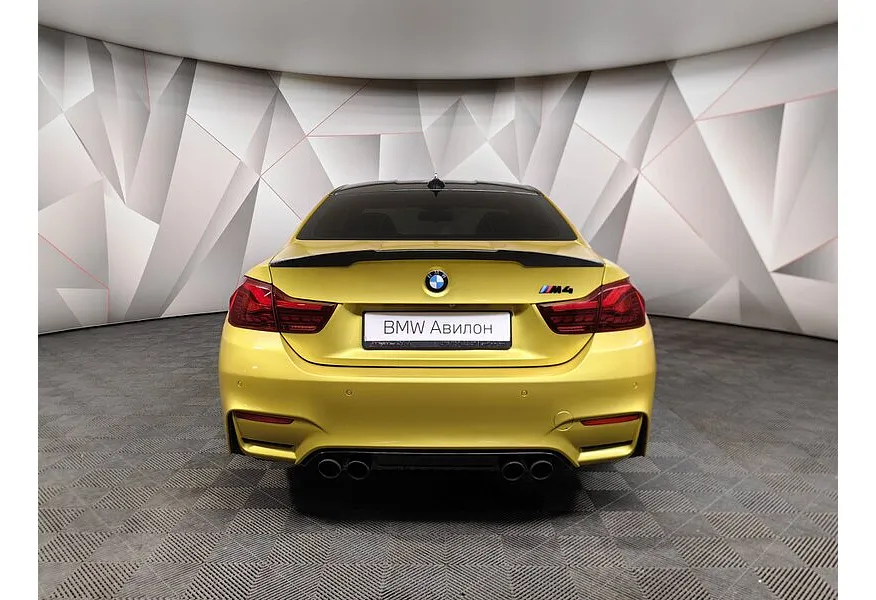 BMW M4 3.0 DCT (450 л.с.) Желтый в АВИЛОН. Слайд №4