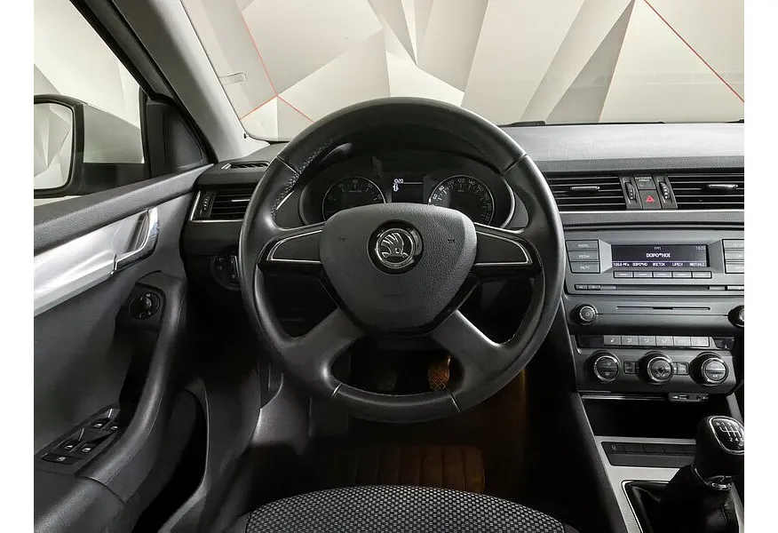 АВИЛОН - Skoda Octavia 1.4 TSI MT (150 л.с.) Hockey Edition Белый - slide 9