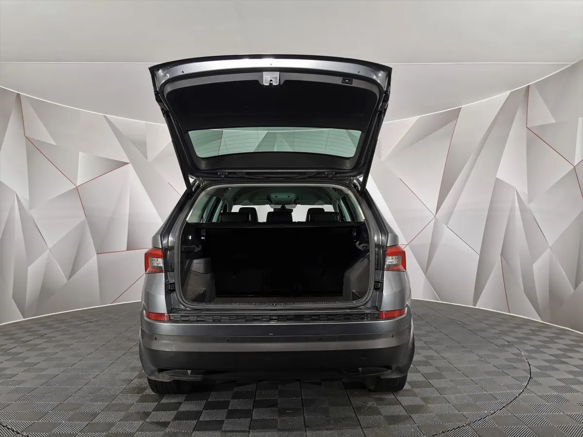 Skoda Kodiaq 1.4 TSI DSG 4X4 (150 л.с.) Серый в АВИЛОН. Слайд №11