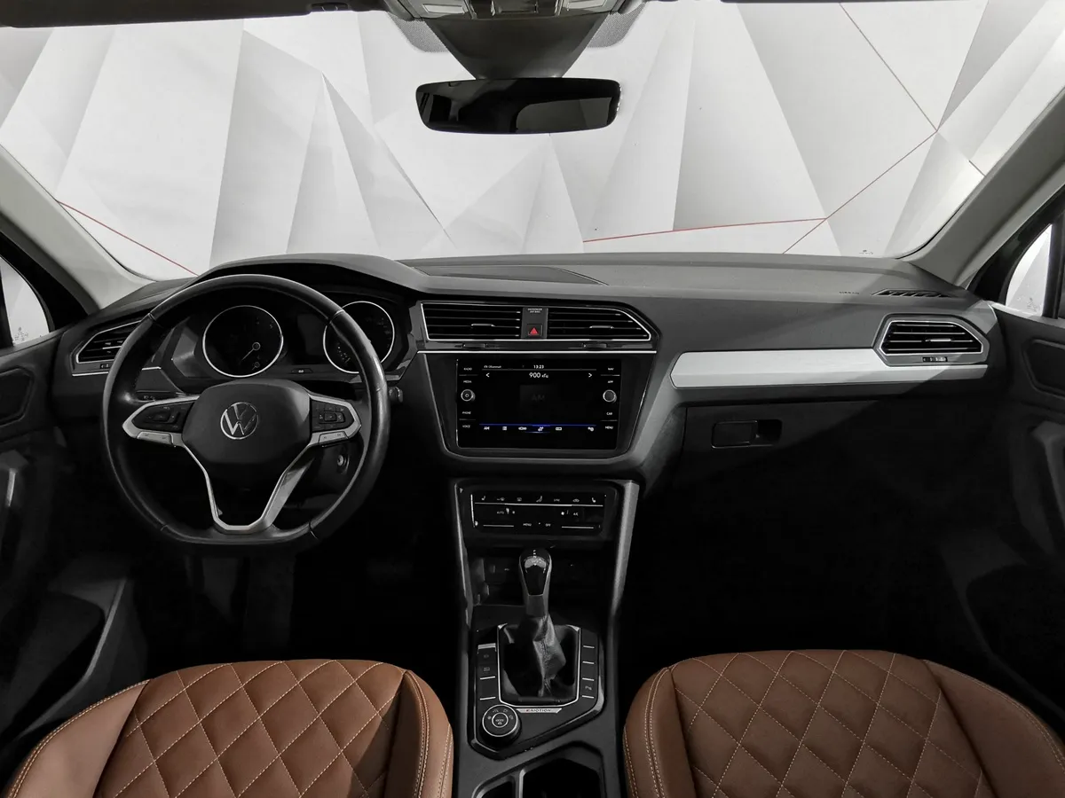 Volkswagen Tiguan 2.0 TSI 4Motion AT (180 л.с.) Status Коричневый в АВИЛОН. Слайд №14