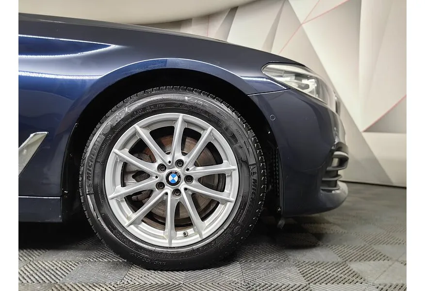 BMW 5 серия 520d Steptronic (190 л.с.) Синий в АВИЛОН. Слайд №7