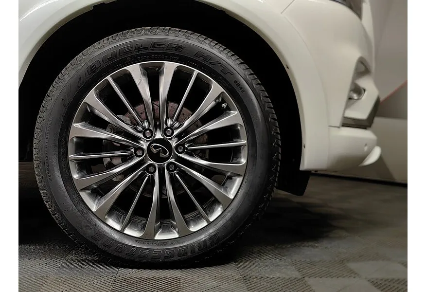 Infiniti QX80 5.6 АТ AWD (405 л.с.) Белый в АВИЛОН. Слайд №9