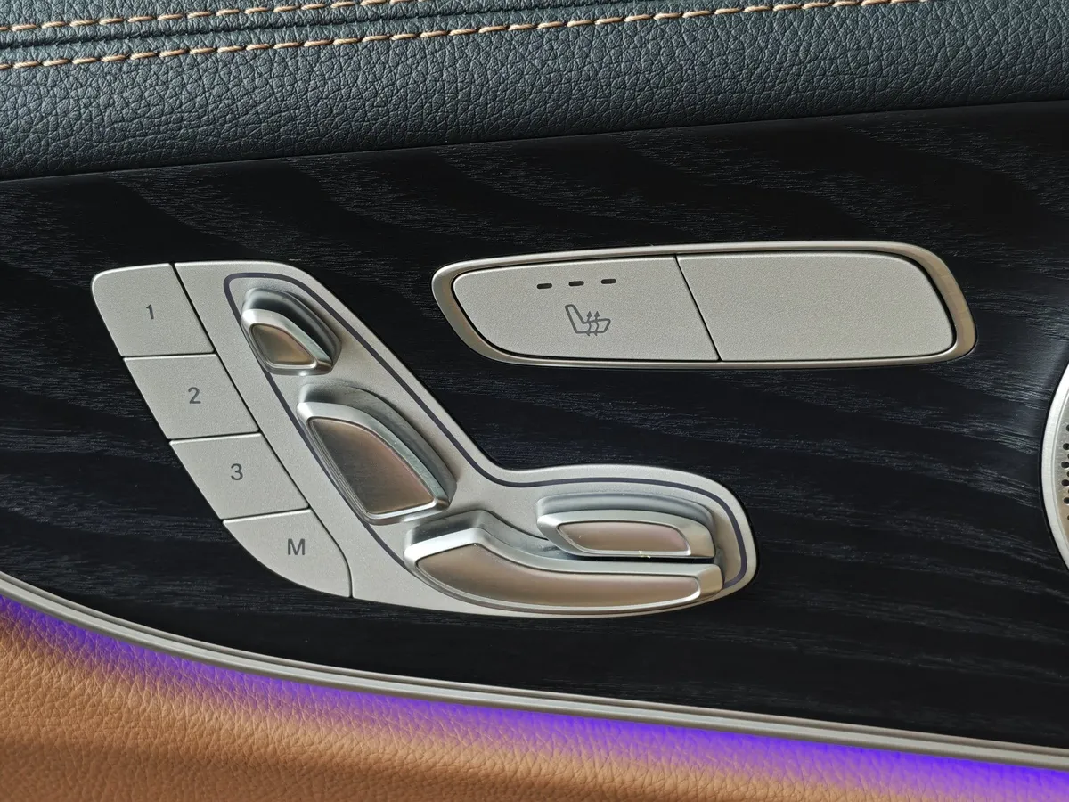 Mercedes-Benz E-Класс E 200 4MATIC G-TRONIC (184 л.с.) Черный в АВИЛОН. Слайд №20