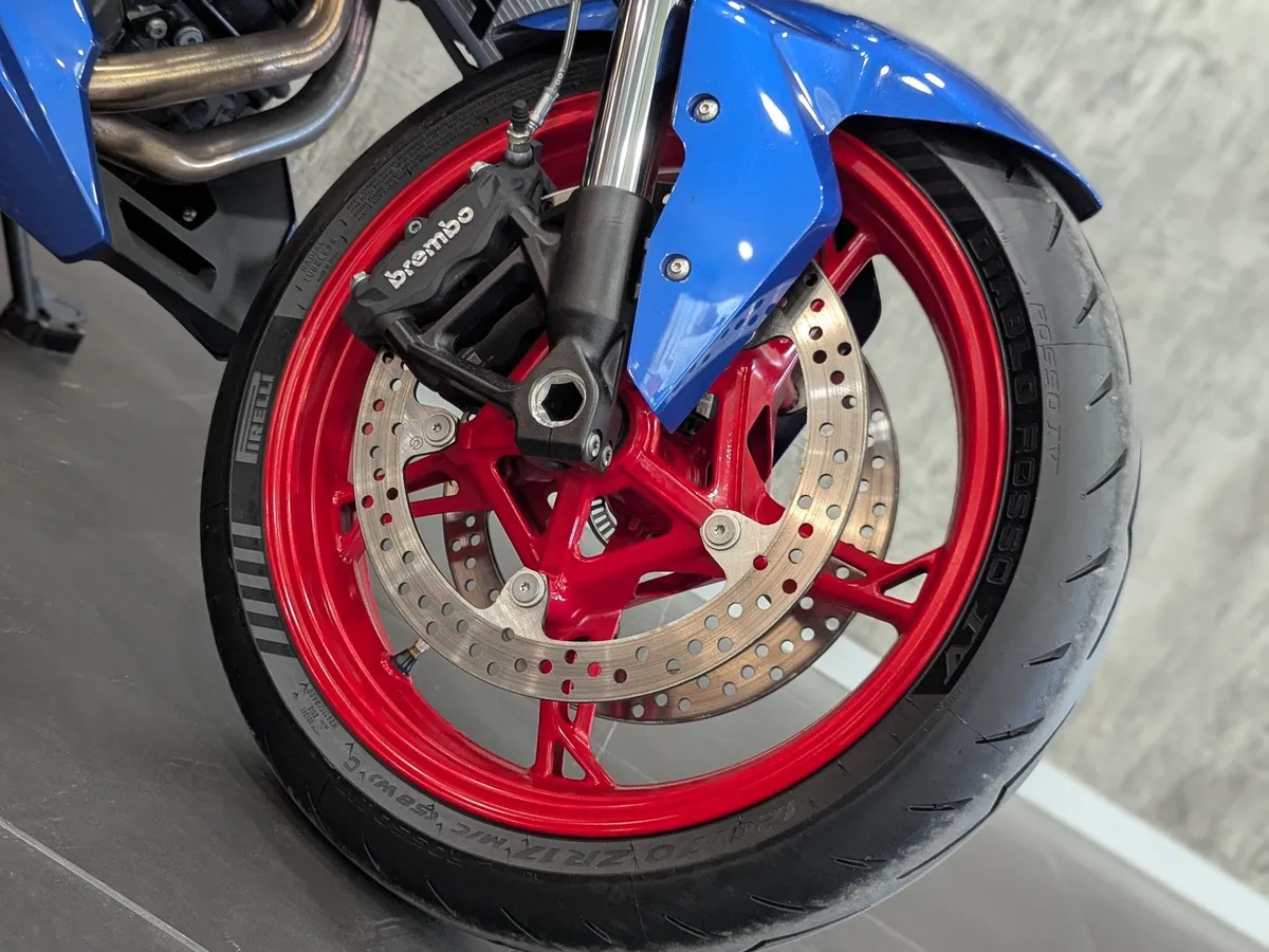 BMW Motorrad F 900 R F 900 R 895 см³ 895 Синий в АВИЛОН. Слайд №5