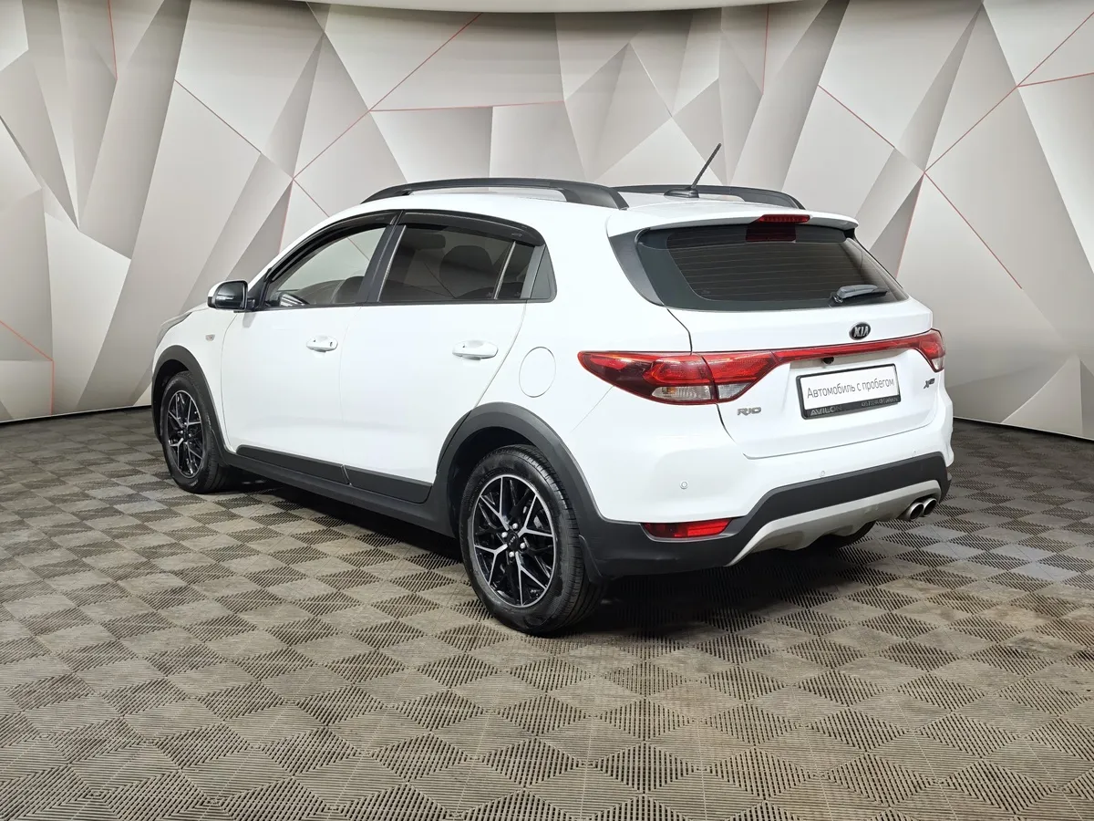 Kia Rio X-Line 1.6 AT (123 л.с.) Luxe Белый в АВИЛОН. Слайд №4