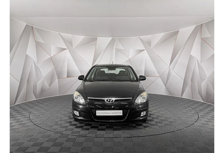 Hyundai i30 1.5 AT (110 л.с.) Elegance Черный в АВИЛОН. Слайд №7