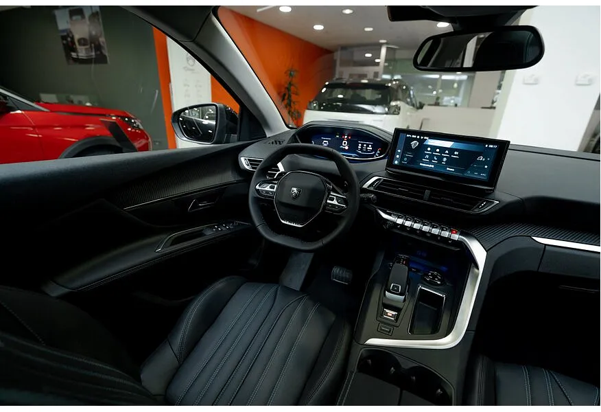 АВИЛОН - Peugeot 5008 1.8 THP ATN8 (211 л.с.) ALLURE Черный - slide 6