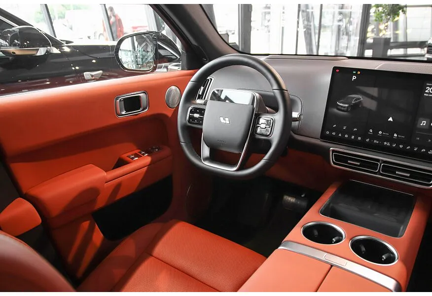 Li Auto L6 1.5 AT 4WD (150 л.с.) Max Черный в АВИЛОН. Слайд №8