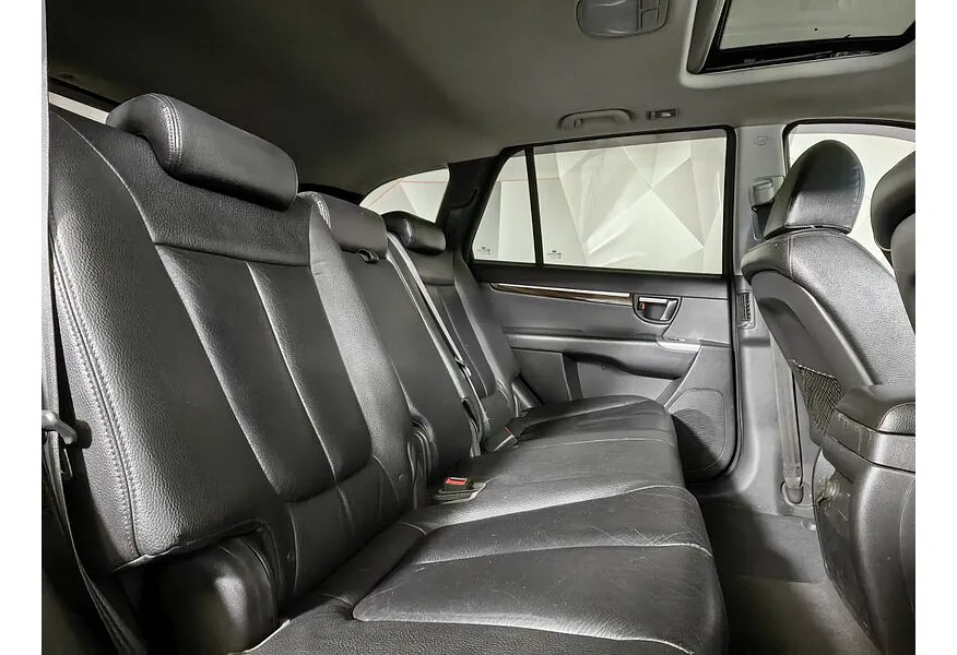 Hyundai Santa Fe 2.2 CRDi AT 4WD (197 л.с.) Черный в АВИЛОН. Слайд №15