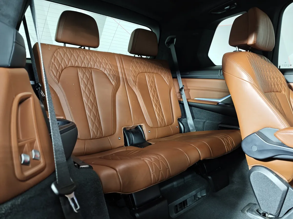 BMW X7 xDrive40i Steptronic (340 л.с.) в АВИЛОН. Слайд №23