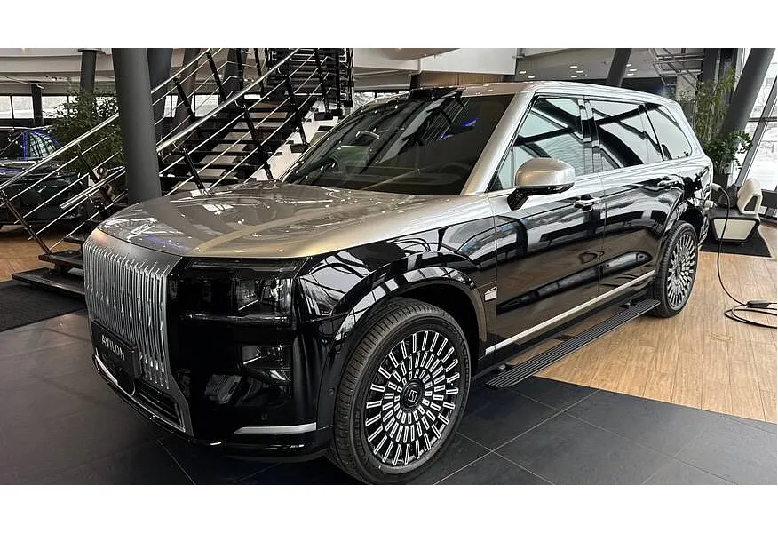 АВИЛОН - Zeekr 9X 2.0h AT 4WD (1177 л.с.) Ultra Черный - slide 9602148