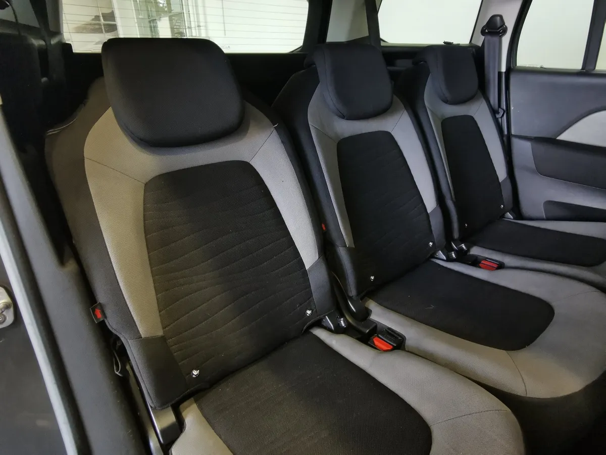 Citroen C4 Picasso 1.6 e-HDi ETG (115 л.с.) Tendance Серый в АВИЛОН. Слайд №16