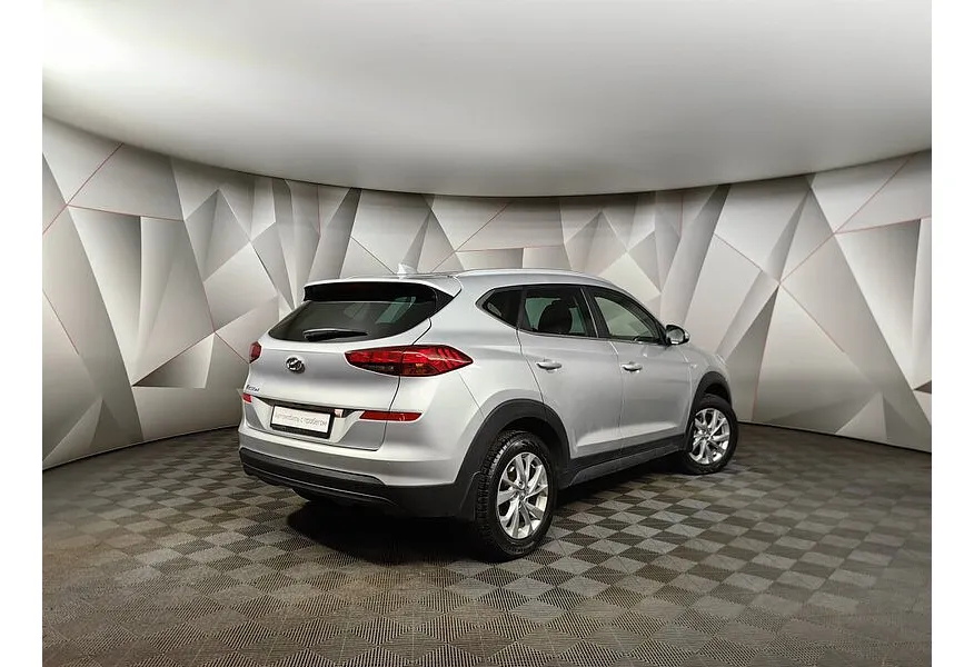 Hyundai Tucson 2.0 (150 л.с.) MPI-6AT-2WD Family Серый в АВИЛОН. Слайд №2