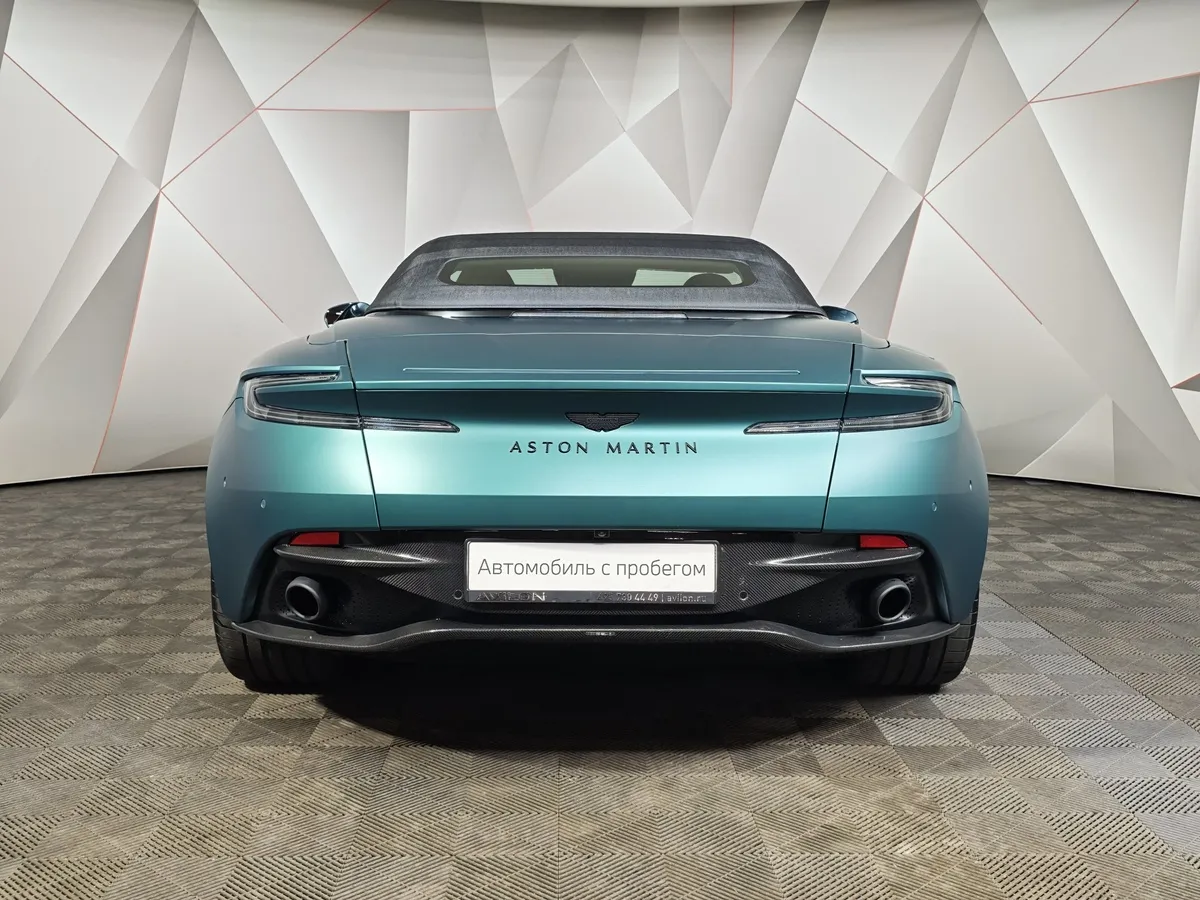 Aston Martin DB12 Volante 5.2 V12 AT (600 л.с.) Зеленый в АВИЛОН. Слайд №7