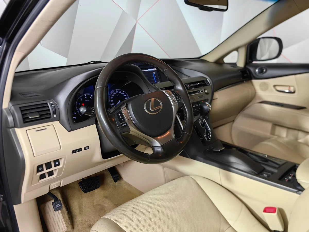 Lexus RX 270 AT (188 л.с.) Черный в АВИЛОН. Слайд №17