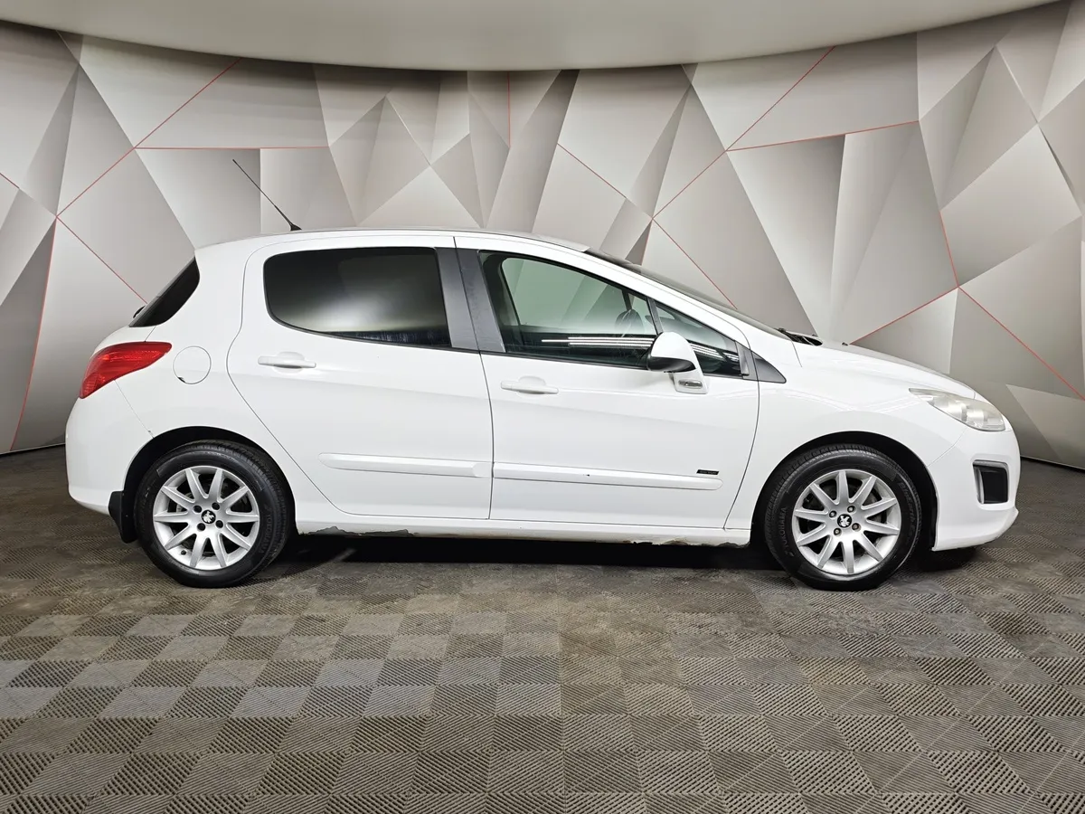 Peugeot 308 1.6 VTi AT (120 л.с.) Белый в АВИЛОН. Слайд №6
