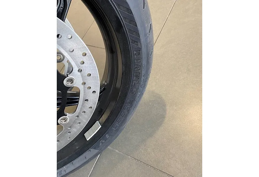 QJMOTOR SRK 921 RR 921 см³ (129 л.с.) (129) 921 Красный в АВИЛОН. Слайд №14