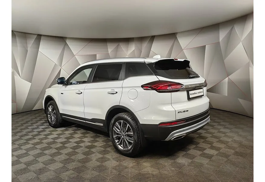 Geely Atlas Pro 1.5T 7DCT AWD (177 л.с.) Flagship Белый в АВИЛОН. Слайд №4
