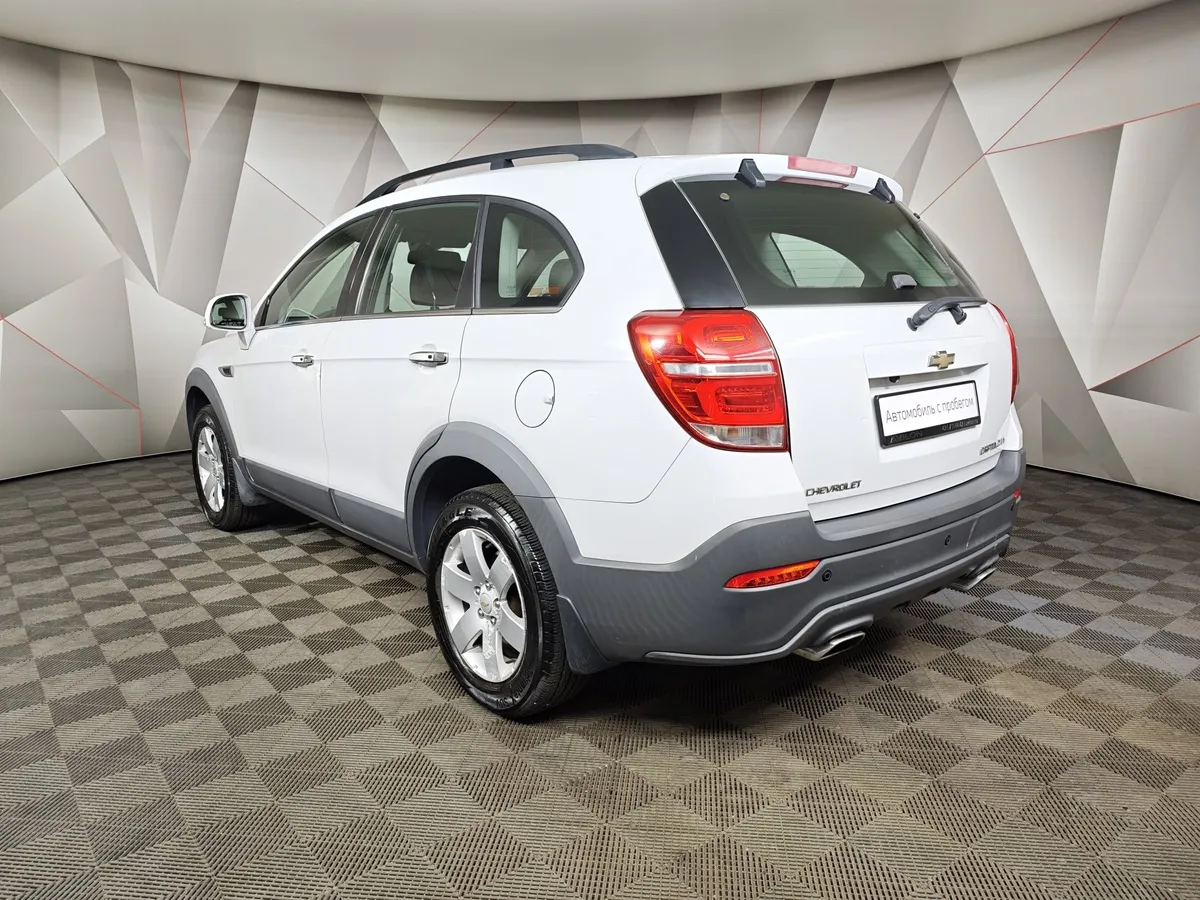 Chevrolet Captiva 2.4 AT (5 мест) (167 л.с.) LT Белый в АВИЛОН. Слайд №4