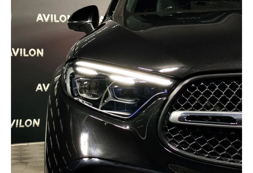 Mercedes-Benz GLC 300 4MATIC 9G-TRONIC (258 л.с.) Черный в АВИЛОН. Слайд №14