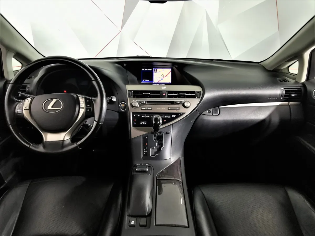 Lexus RX 270 AT (188 л.с.) Черный в АВИЛОН. Слайд №13