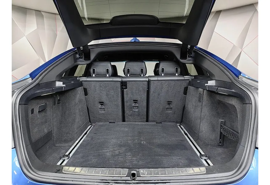 BMW 3 серия 320i xDrive AT (184 л.с.) M Sport Синий в АВИЛОН. Слайд №9