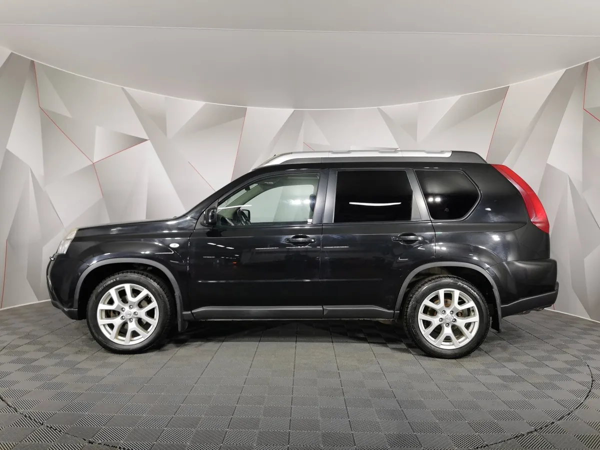 Nissan X-Trail 2.0 CVT AWD (141 л.с.) Черный в АВИЛОН. Слайд №5
