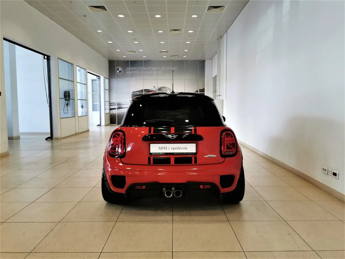 MINI 3 двери JCW 2.0 MT (231 л.с.) Оранжевый в АВИЛОН. Слайд №4