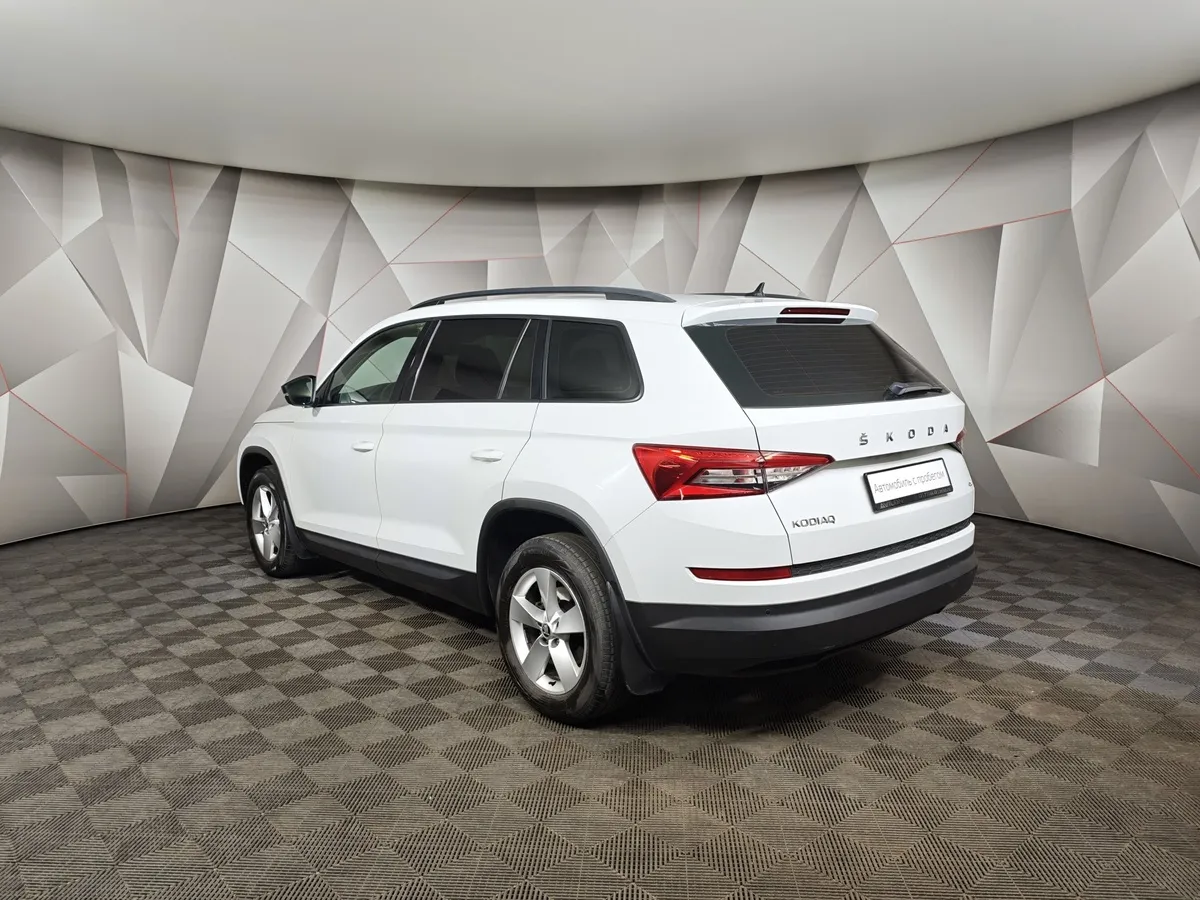 Skoda Kodiaq 1.4 TSI DSG 4X4 (150 л.с.) Белый в АВИЛОН. Слайд №4