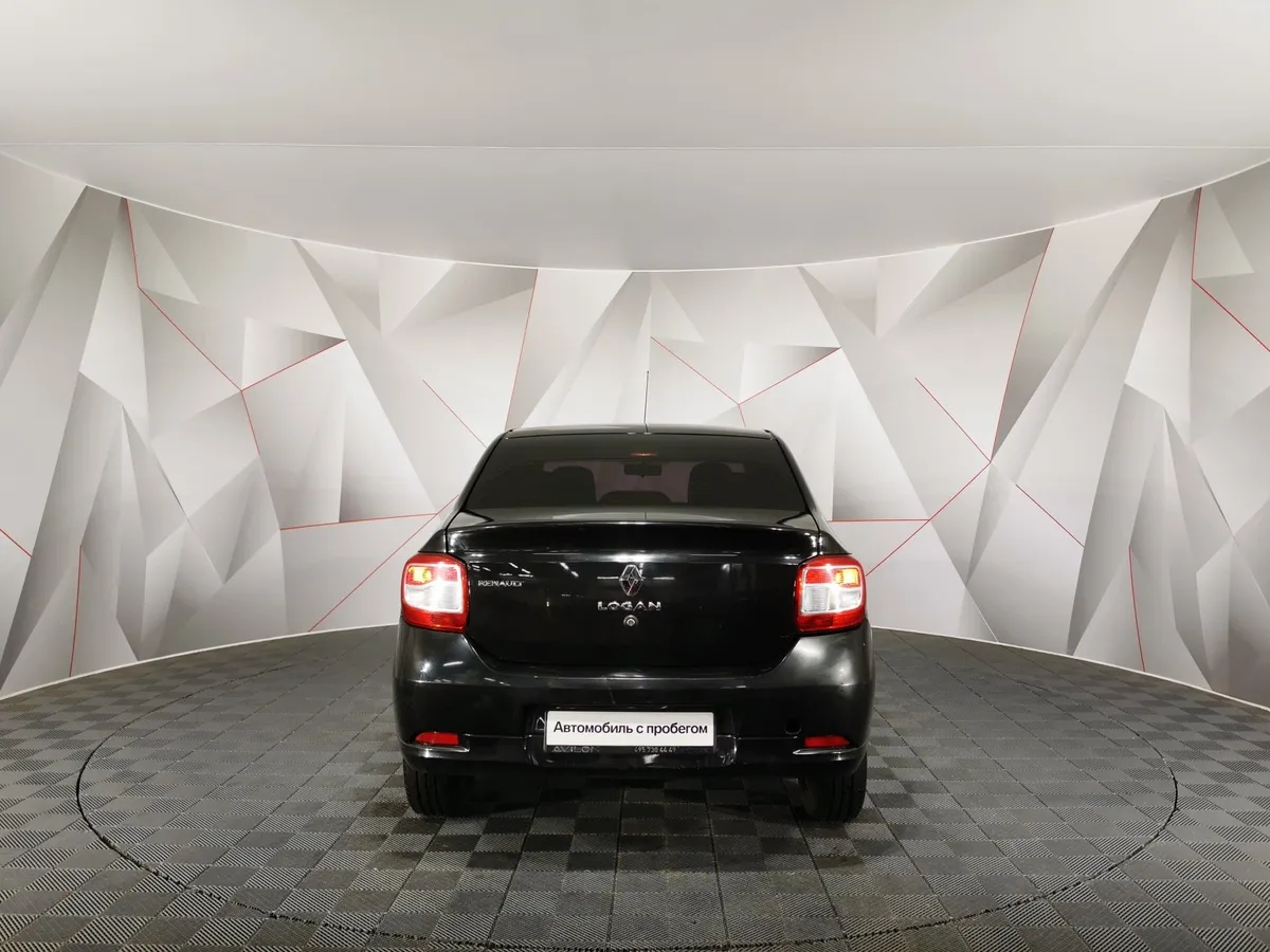 Renault Logan 1.6 MT (82 л.с.) Черный в АВИЛОН. Слайд №8