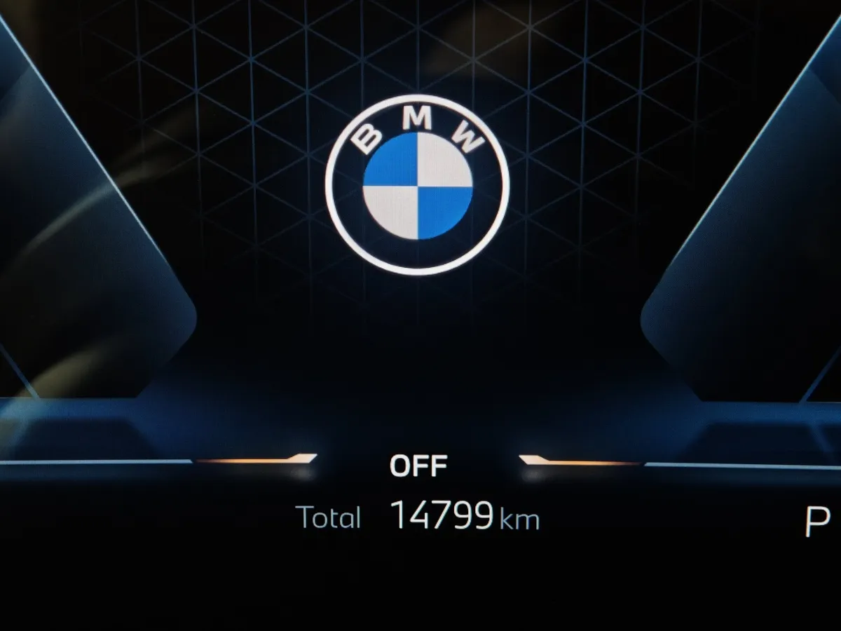 BMW X1 xDrive25 Li (204 л.с.) Белый в АВИЛОН. Слайд №12