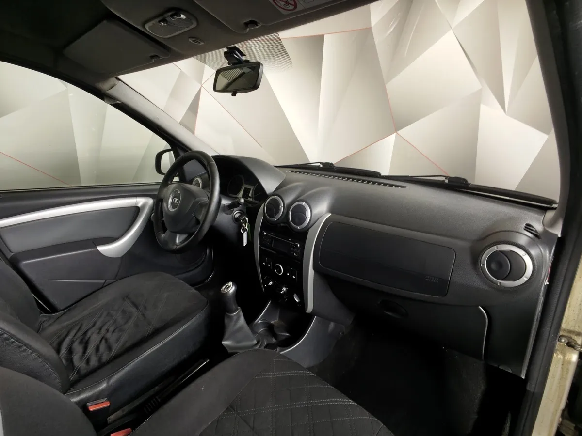 ВАЗ (Lada) Largus 1.6 MT 16 кл (5 мест) (102 л.с.) KS045-52-X00 Luxe Бежевый в АВИЛОН. Слайд №11