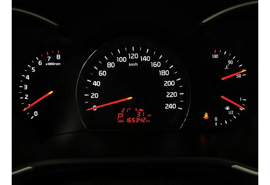 Kia Sorento 2.4 AT 4WD (175 л.с.) Premium Бежевый в АВИЛОН. Слайд №20
