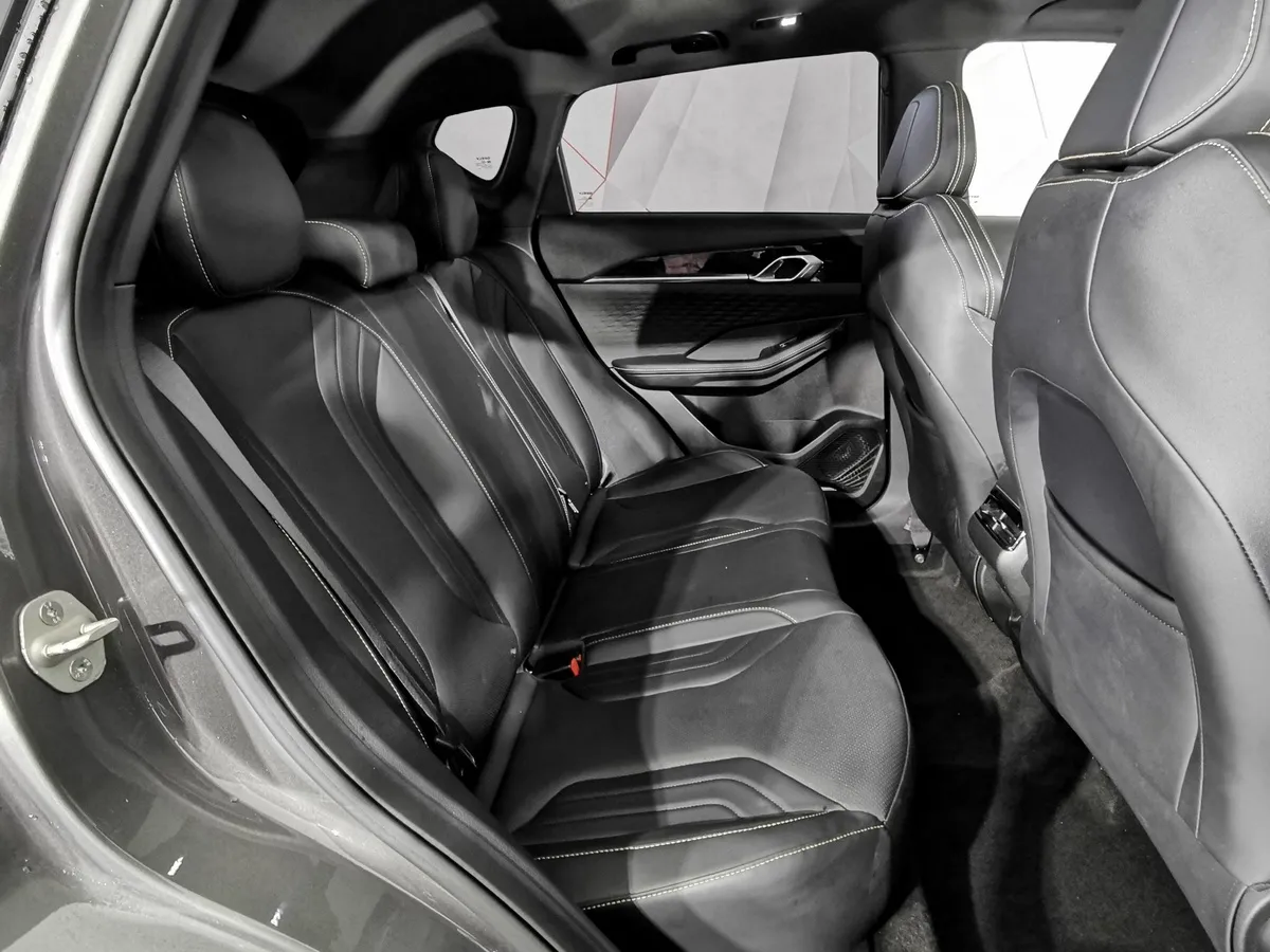 Geely Coolray 1.5T 7DCT (174 л.с.) Champion edition (Binyue Cool) Серый в АВИЛОН. Слайд №16