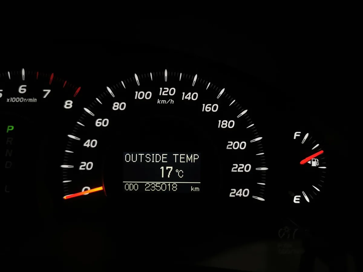 Toyota Camry 2.4 VVT-i AT (167 л.с.) Черный в АВИЛОН. Слайд №15