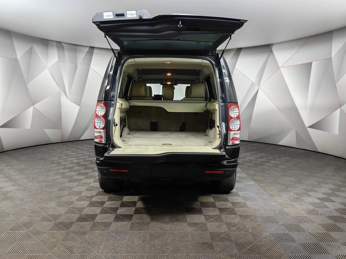 Land Rover Discovery 3.0 TDV6 AT 4WD (211 л.с.) SE Черный в АВИЛОН. Слайд №12