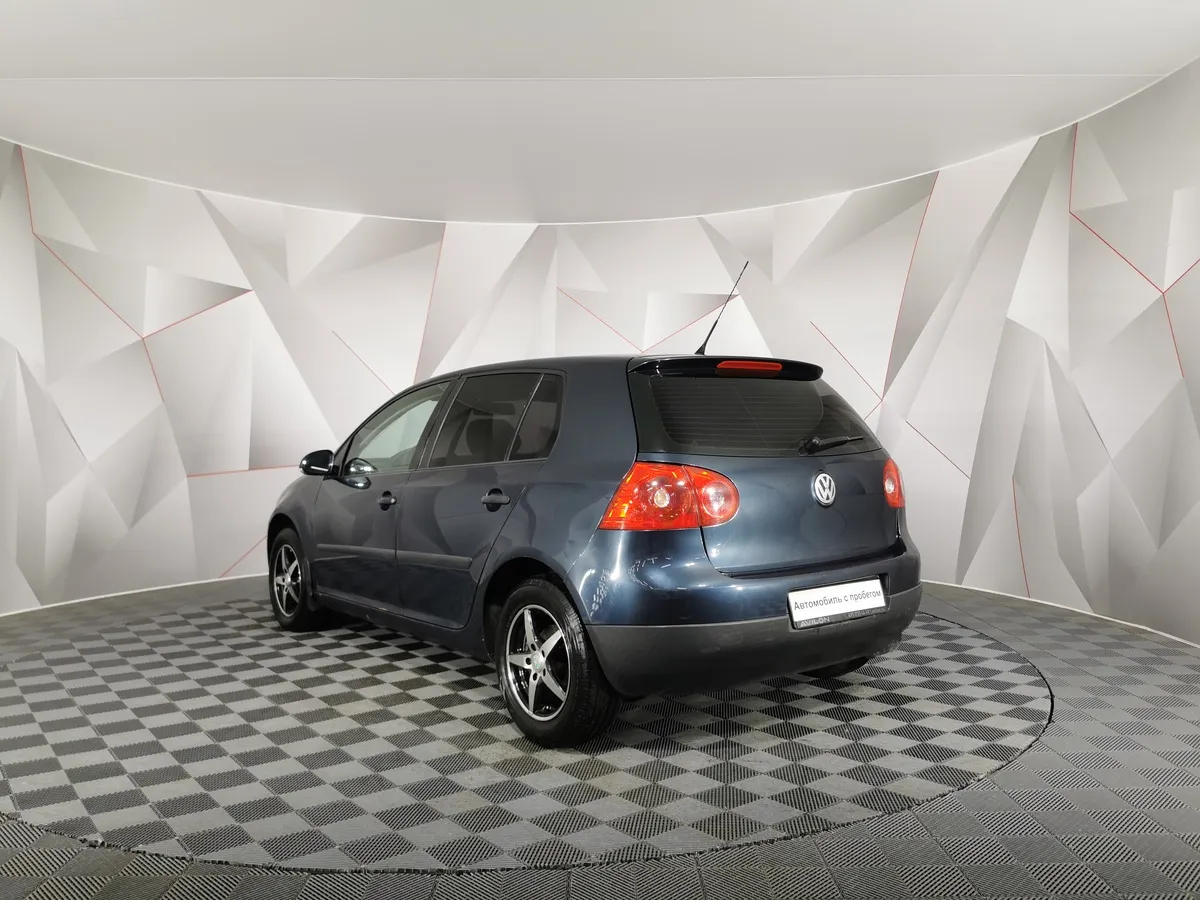 Volkswagen Golf 1.6 Tiptronic (102 л.с.) Серый в АВИЛОН. Слайд №4