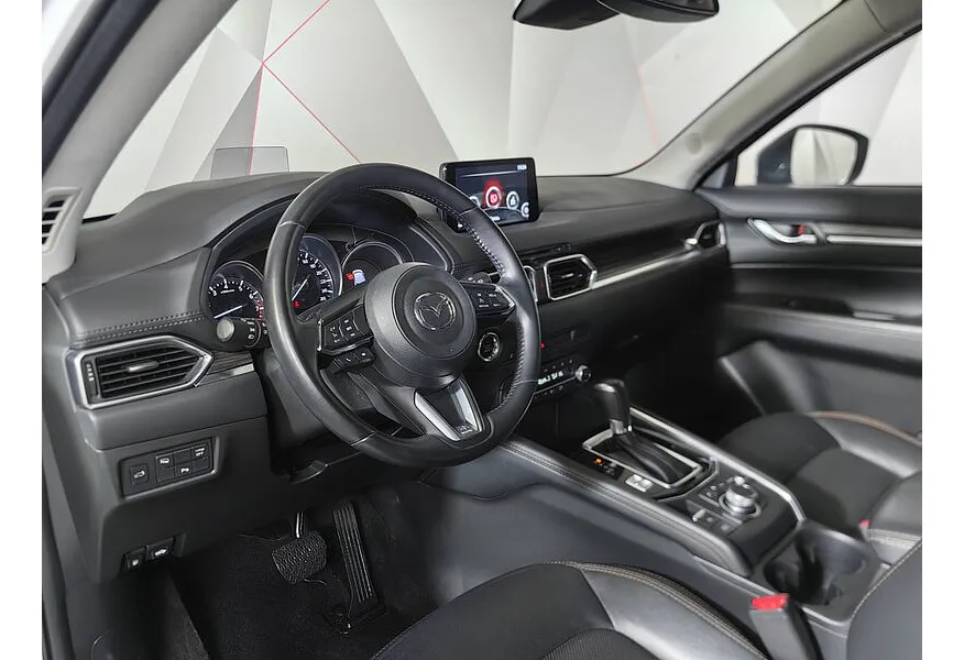 Mazda CX-5 2.5 AT AWD (194 л.с.) Белый в АВИЛОН. Слайд №19 Mazda CX-5 2.5 AT AWD (194 л.с.) Белый в АВИЛОН. Слайд №19