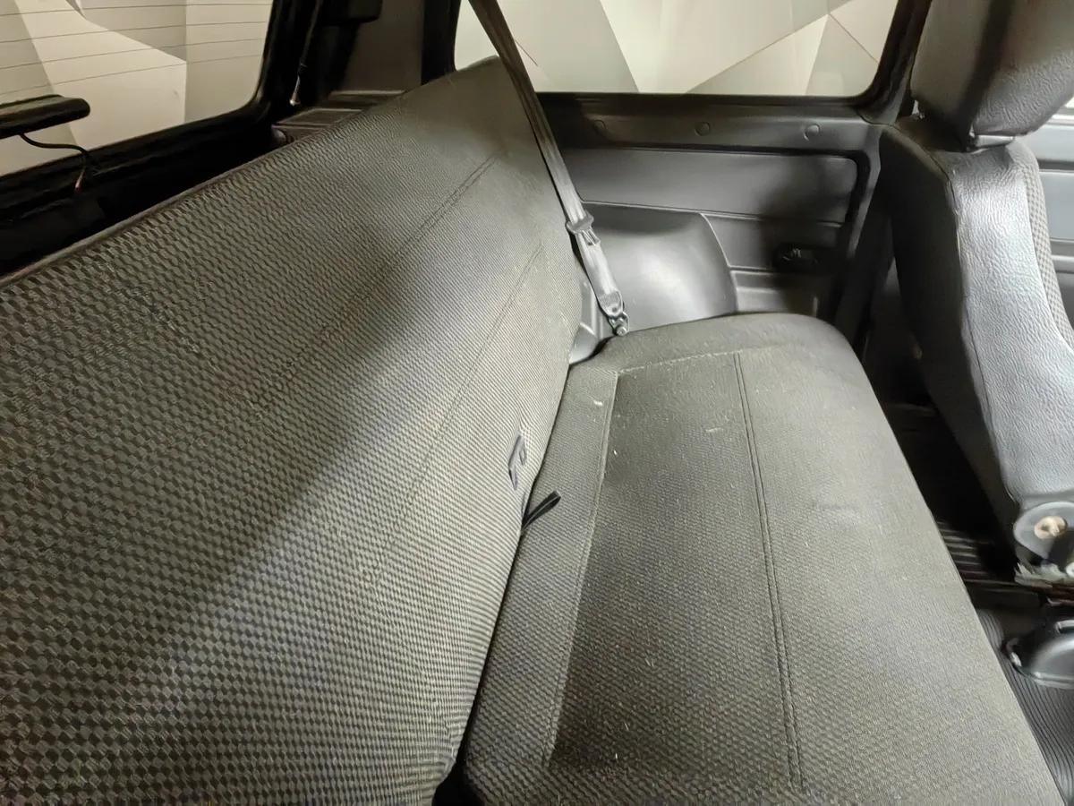 ВАЗ (Lada) 4x4 1.7 MT 8 кл. (83 л.с.) Серый в АВИЛОН. Слайд №15