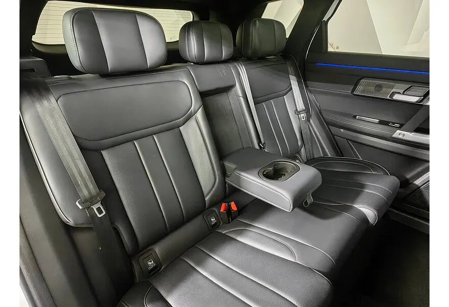 Jaecoo J7 1.6T 7DCT 4WD (186 л.с.) Supreme Белый в АВИЛОН. Слайд №17