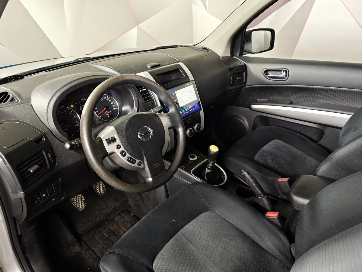 Nissan X-Trail 2.0 MT AWD (141 л.с.) Серебристый в АВИЛОН. Слайд №18