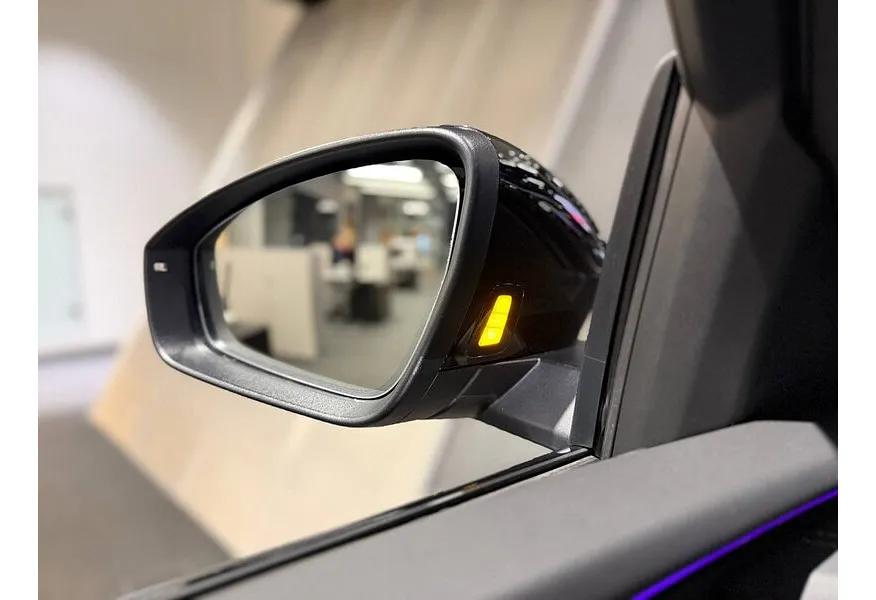 Audi Q5 2.0 TFSI S tronic quattro (272 л.с.) Серый в АВИЛОН. Слайд №18