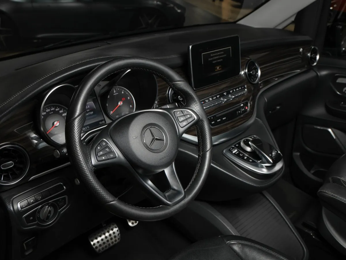 Mercedes-Benz V-Класс V 250 BlueTEC 7G-Tronic Plus 4x4 (190 л.с.) AVANTGARDE Черный в АВИЛОН. Слайд №12