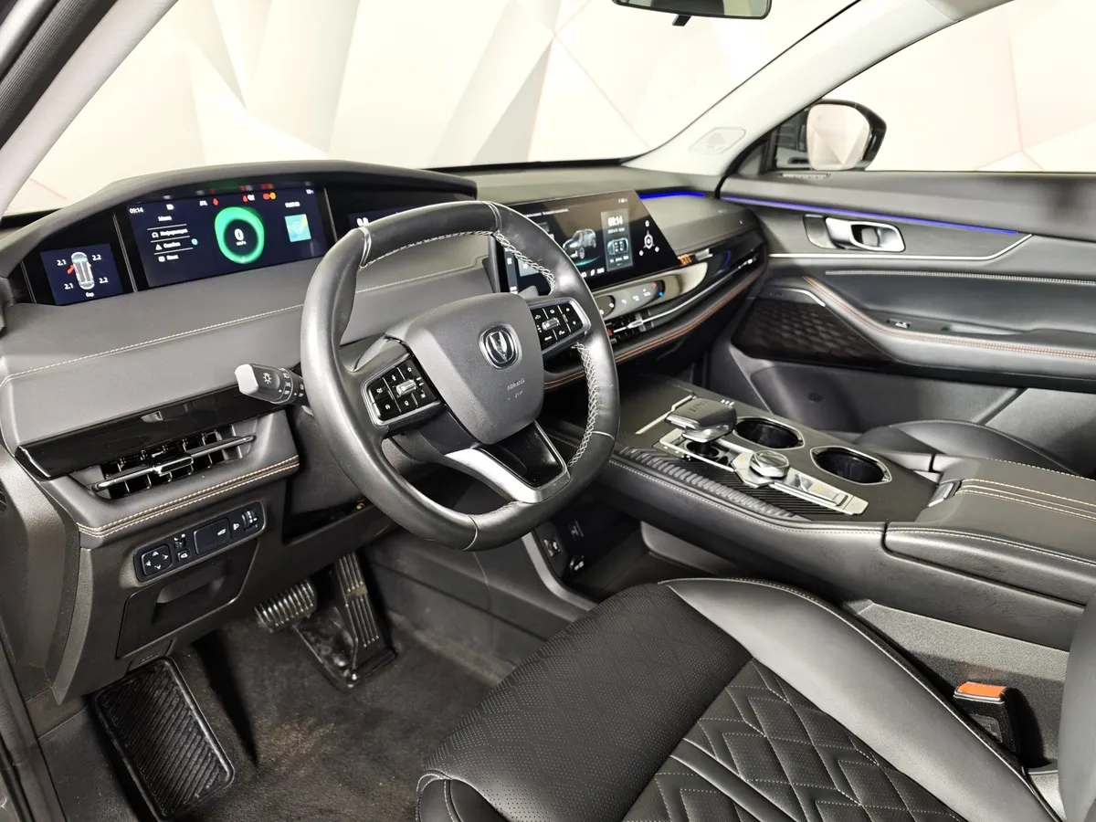 Changan UNI-K 2.0 AT 4WD (226 л.с.) Tech Серый в АВИЛОН. Слайд №19