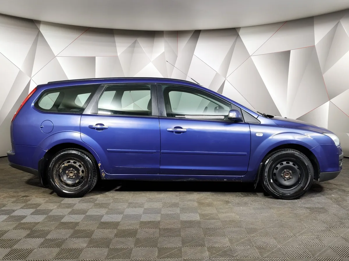 Ford Focus 1.6 MT (116 л.с.) Ghia Синий в АВИЛОН. Слайд №6
