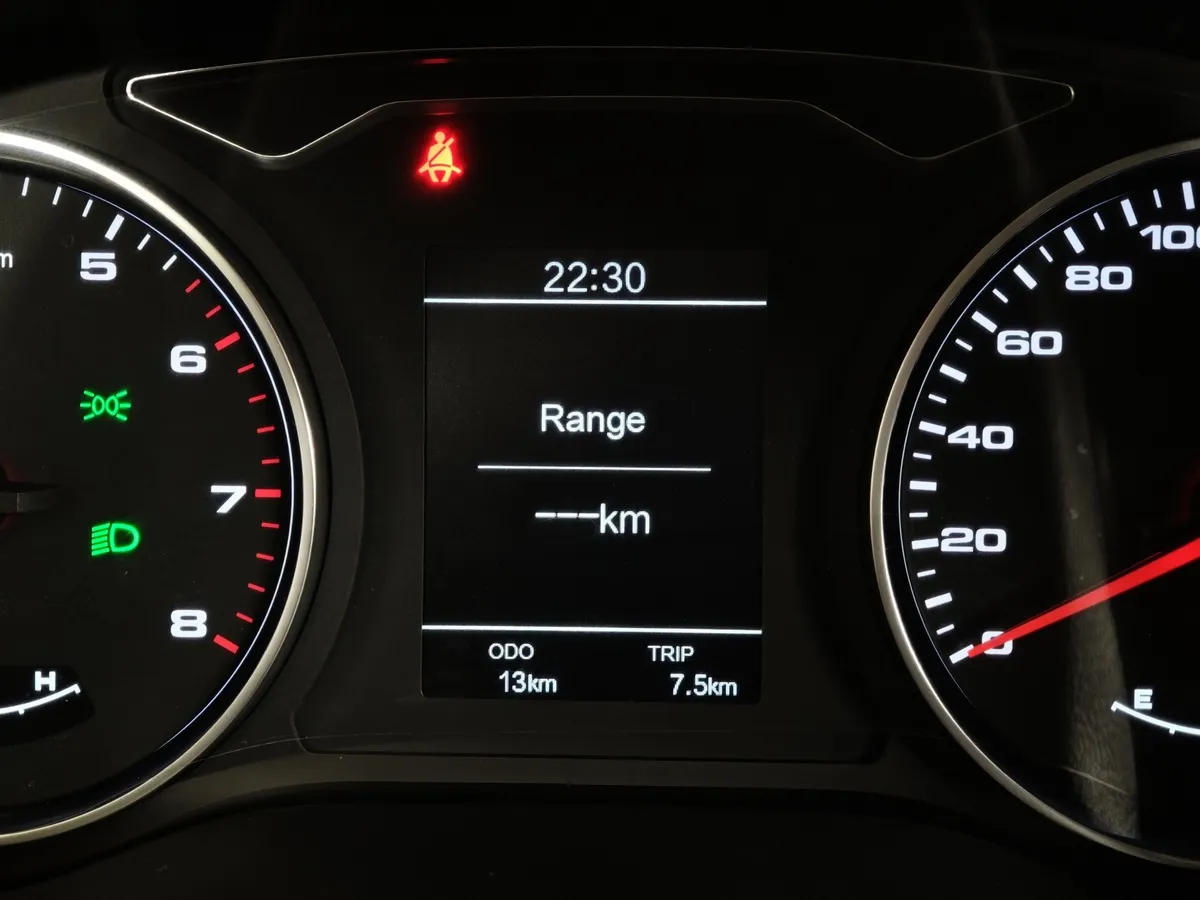 Москвич 3 1.5 MT (136 л.с.) Стандарт Красный в АВИЛОН. Слайд №18