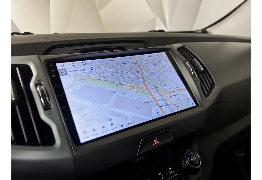 Kia Sportage 2.0 AT 4WD (150 л.с.) Luxe Серебристый в АВИЛОН. Слайд №21