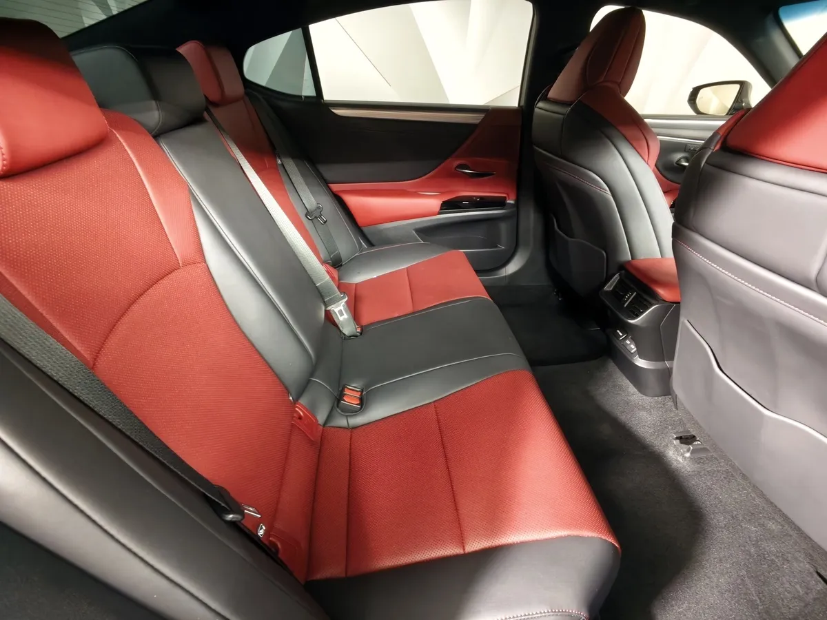 Lexus ES 250 2.5 AT (200 л.с.) Luxury Синий в АВИЛОН. Слайд №16
