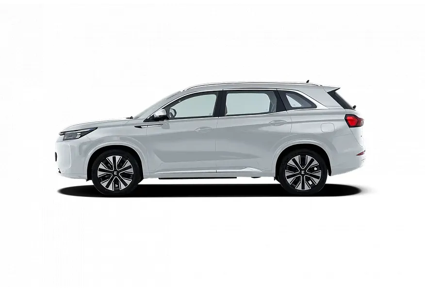 EVOLUTE i-SPACE 1.5 CVT (218 л.с.) (7 мест) Белый в АВИЛОН. Слайд №2