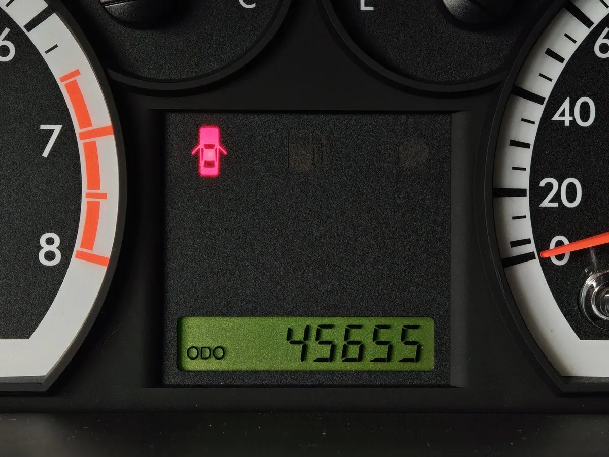 Chevrolet Aveo 1.2 MT (84 л.с.) Желтый в АВИЛОН. Слайд №17